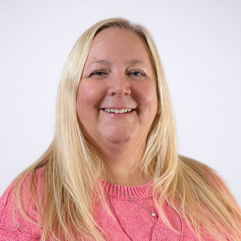 Ashley Robinson headshot